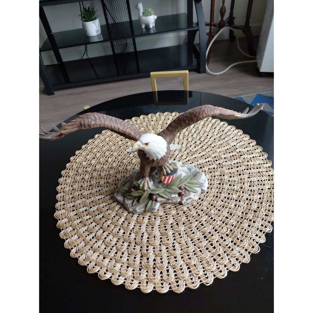 Crystal Cathedral Ministries, Eagles Club Statue 1997 , 7" Tall